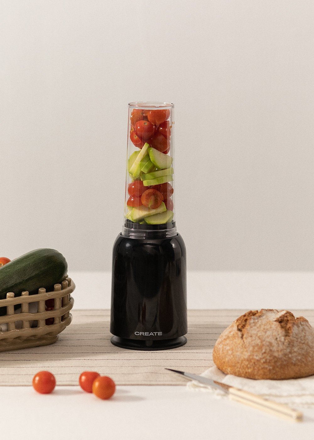 CREATE - MOI STUDIO - Frullatore con bicchiere portatile