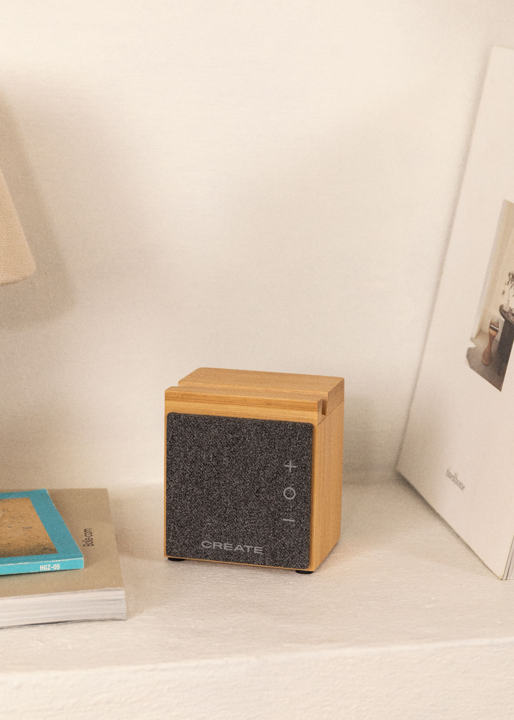 CREATE - SPEAKER MINI PRO BAMBOO - Altoparlante Speaker Bluetooth in bambù con supporto per smartphone