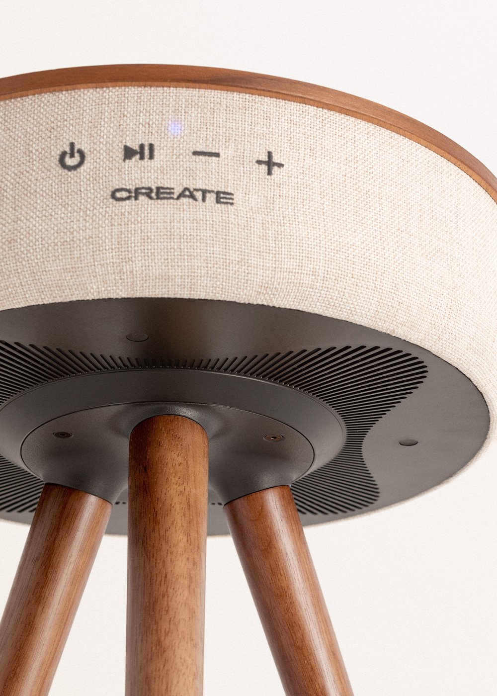 CREATE - SPEAKER TABLE 360 - Tavolo speaker con suono omnidirezionale a 360°, bluetooth e caricatore wireless