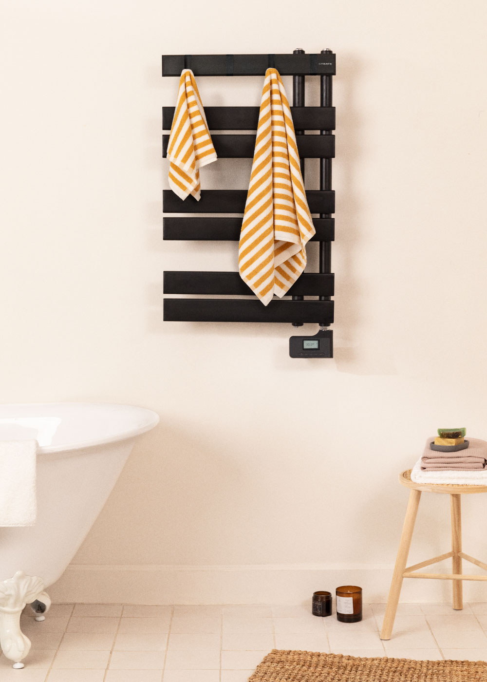 CREATE - WARM TOWEL MODERN - Scaldasalviette elettrico da parete
