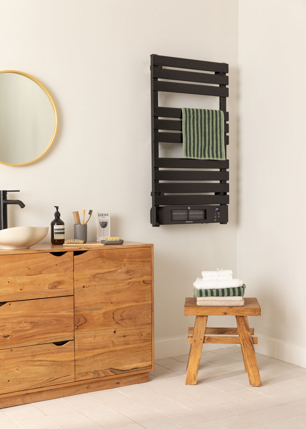 CREATE - WARM TOWEL PRO - Scaldasalviette elettrico con WiFi e radiatore 1500W