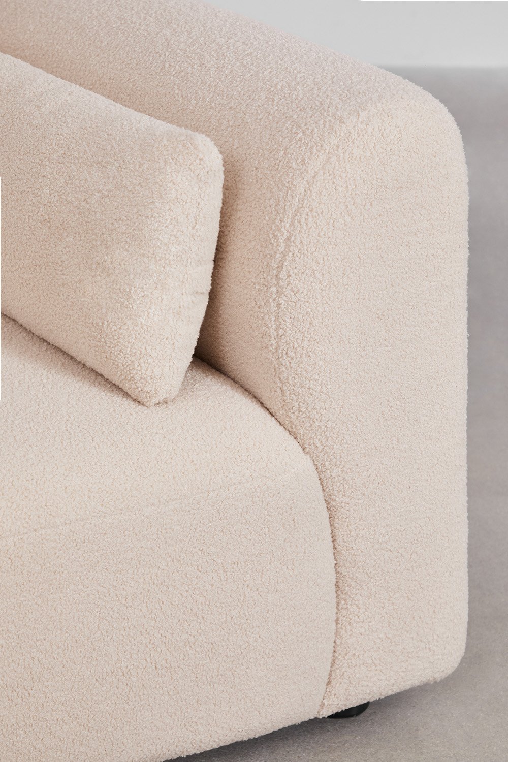 Divano angolare componibile in 3 pezzi con chaise longue sinistra e pouf Fogler