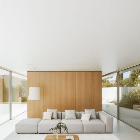 Divano modulare angolare destro a 3 pezzi con bracciolo alto e pouf (â†”ï¸Ž370 cm) Bruna