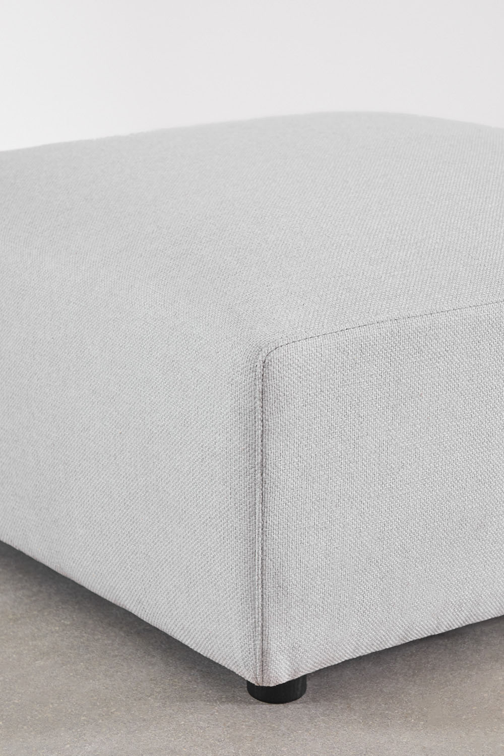 Divano modulare angolare destro a 3 pezzi con bracciolo alto e pouf (â†”ï¸Ž370 cm) Bruna