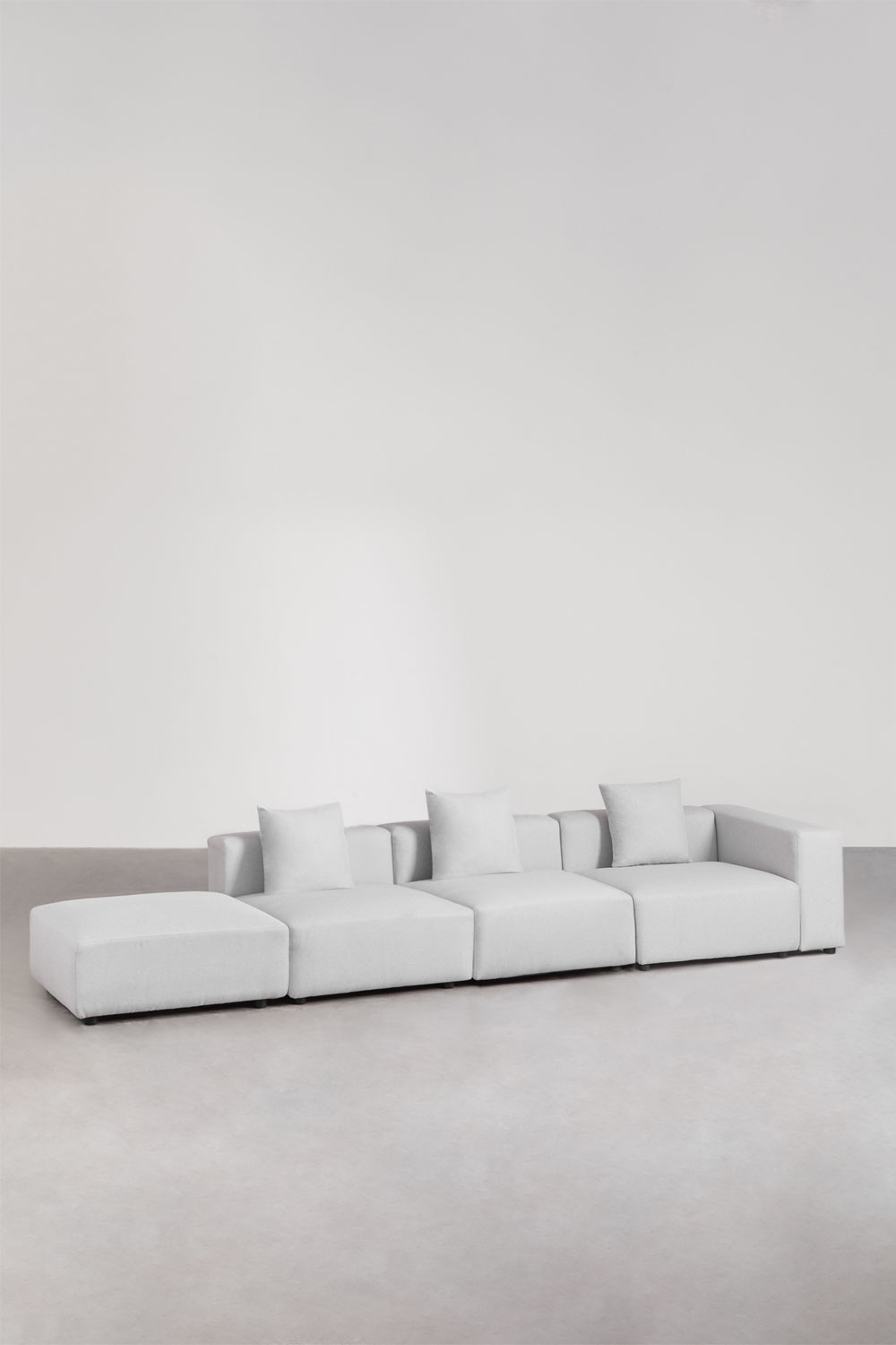 Divano modulare angolare destro a 3 pezzi con bracciolo alto e pouf (â†”ï¸Ž450 cm) Bruna