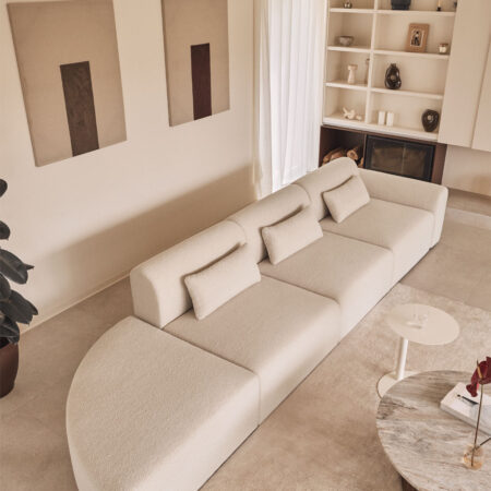 Divano componibile angolare destro in 3 pezzi con pouf triangolare in shearling Borjan