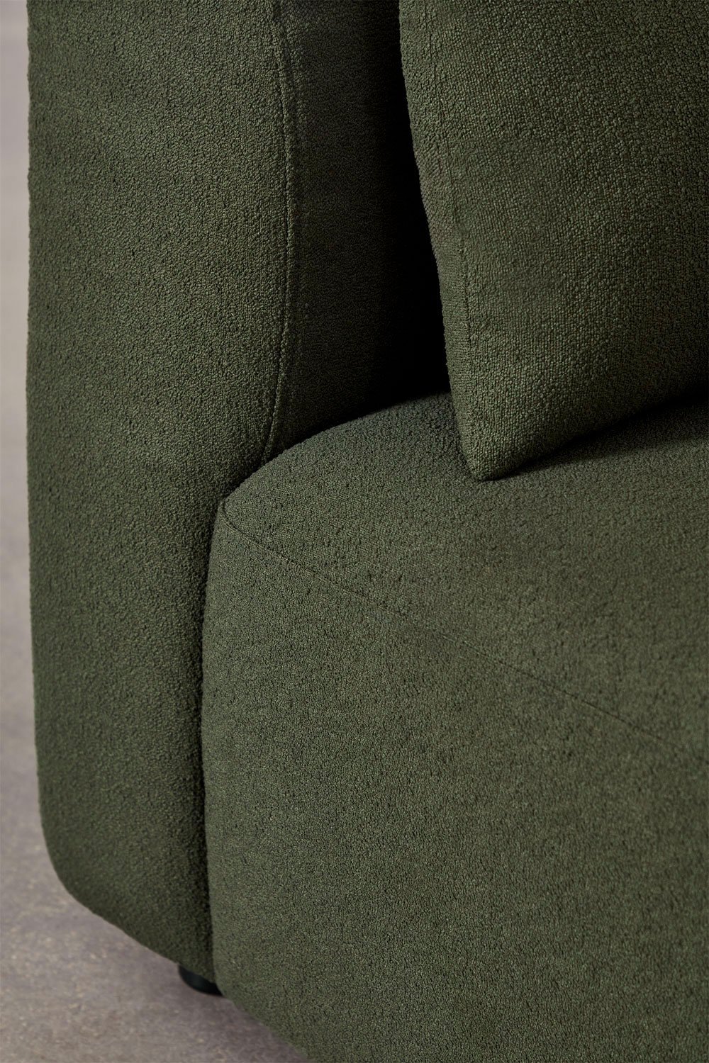 Divano componibile angolare in 4 pezzi con chaise longue destra e pouf Fogler