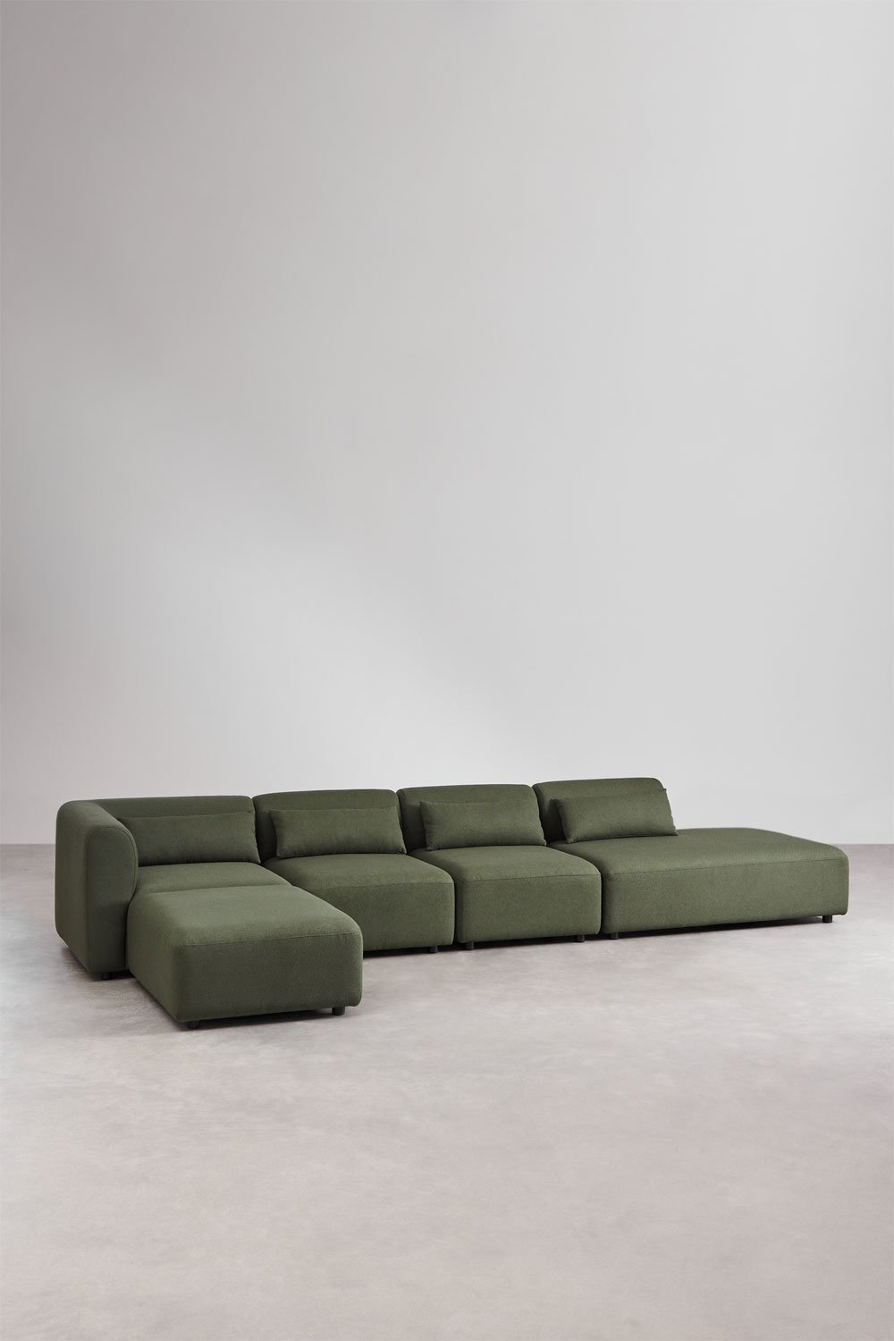 Divano componibile angolare in 4 pezzi con chaise longue destra e pouf Fogler