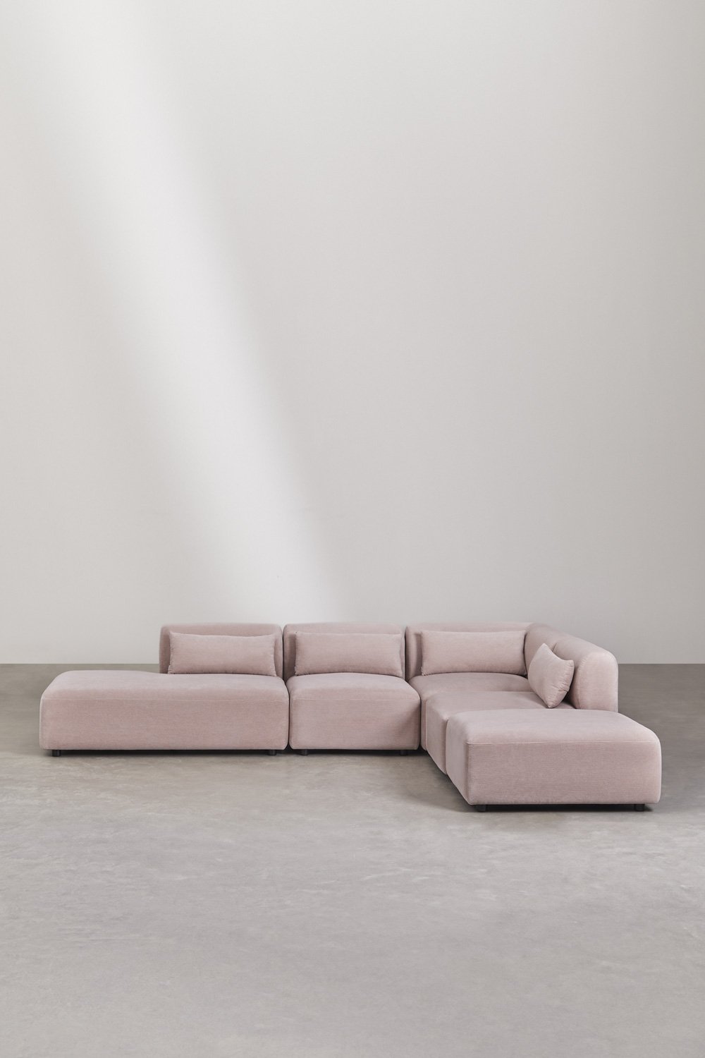 Divano componibile angolare in 4 pezzi con chaise longue sinistra e pouf Fogler