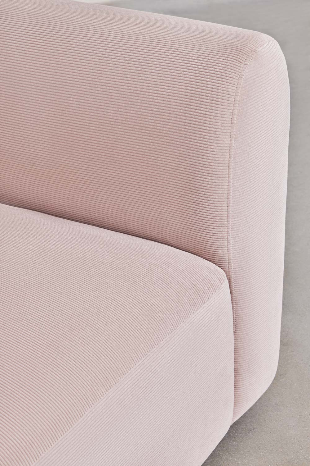 Divano componibile angolare in 4 pezzi con chaise longue sinistra e pouf Fogler