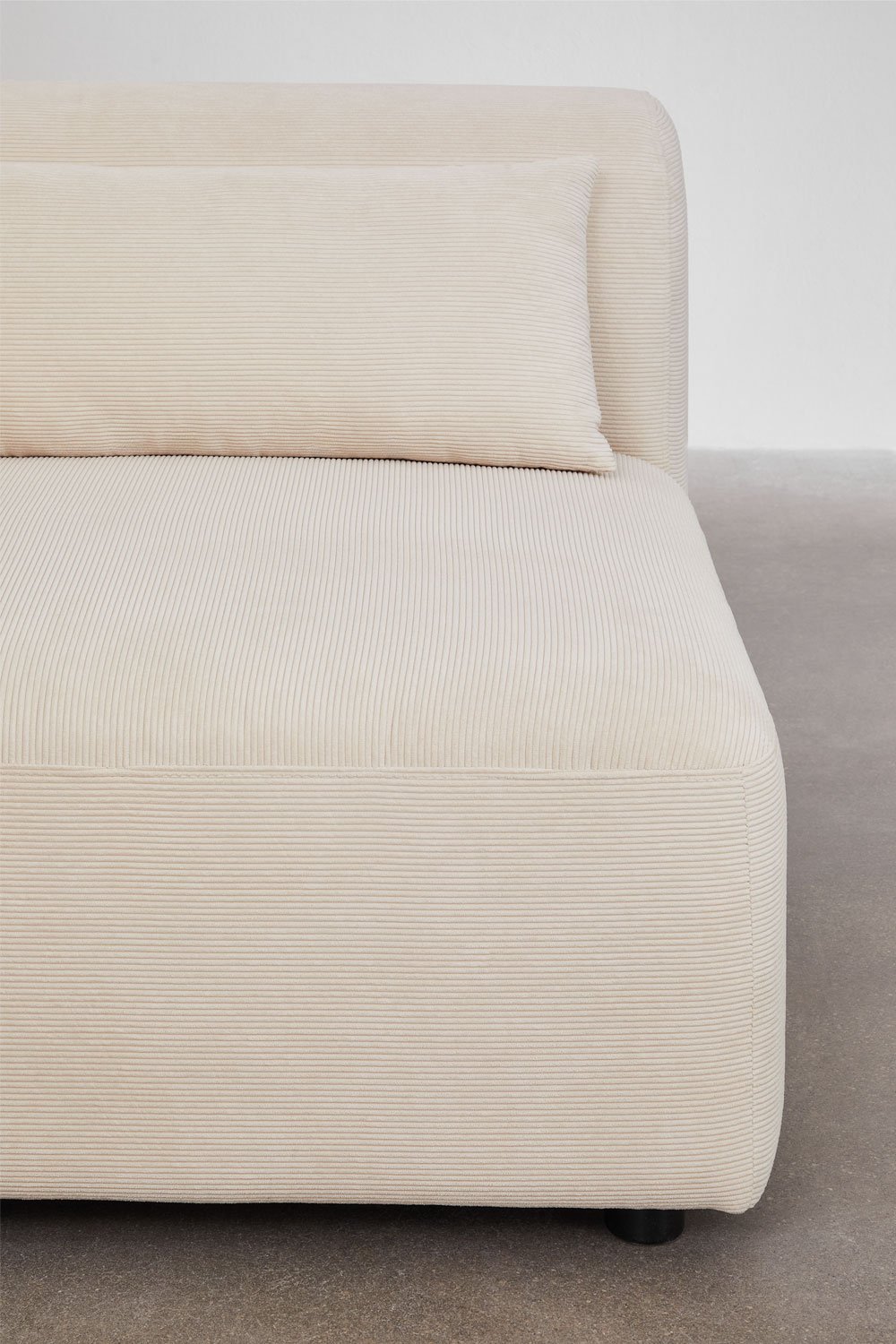 Divano componibile angolare in 5 pezzi con pouf Fogler