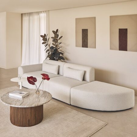 Divano componibile angolare sinistro in 2 pezzi con pouf triangolare in shearling Borjan