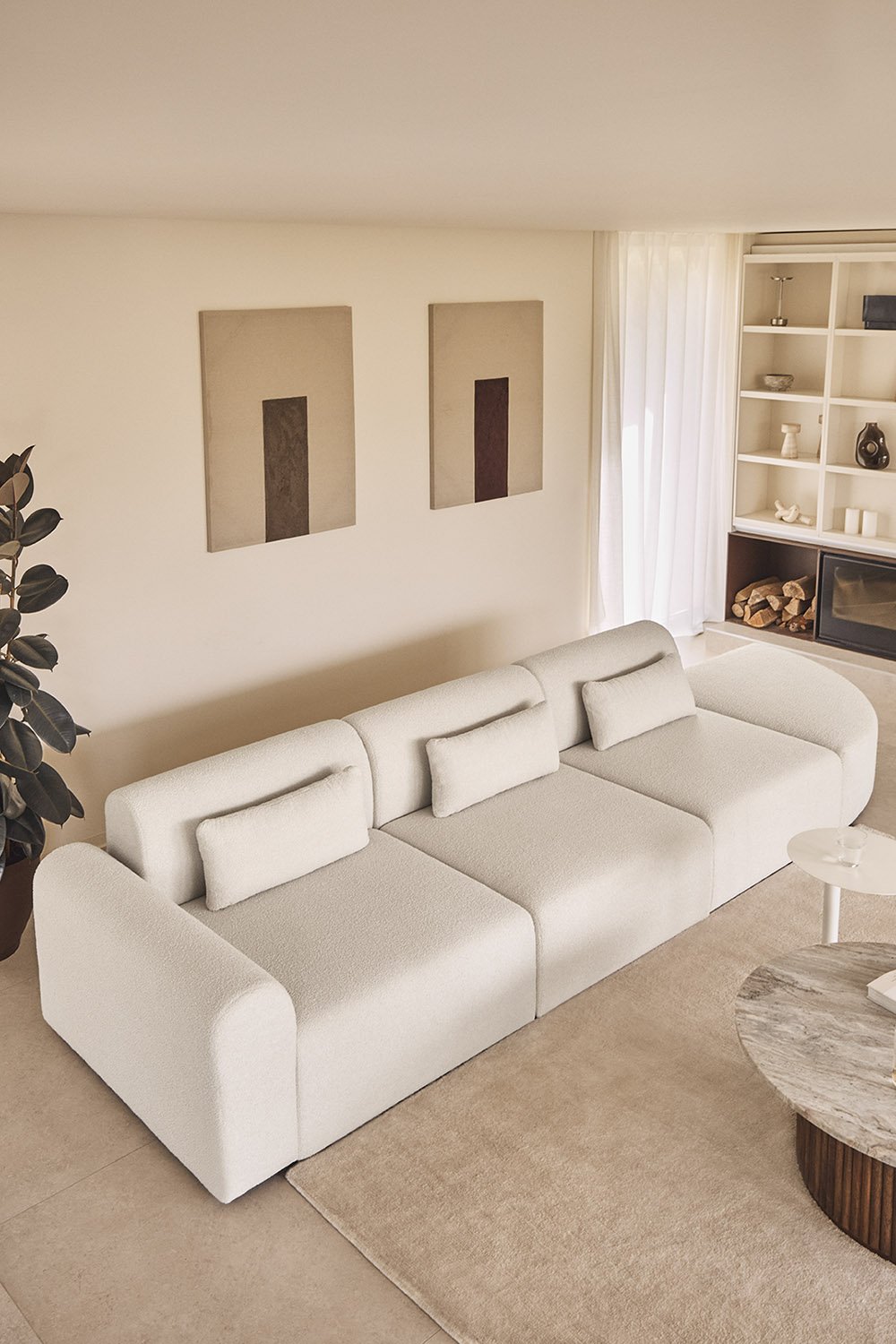 Divano componibile angolare sinistro in 3 pezzi con pouf triangolare in shearling Borjan