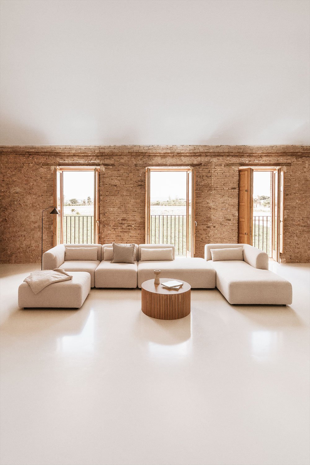 Divano componibile chaise longue destra in 4 pezzi con daybed e pouf Fogler