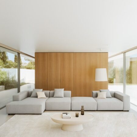 Divano modulare con chaise longue sinistra a 3 pezzi con bracciolo alto e pouf (â†”ï¸Ž480 cm) Bruna