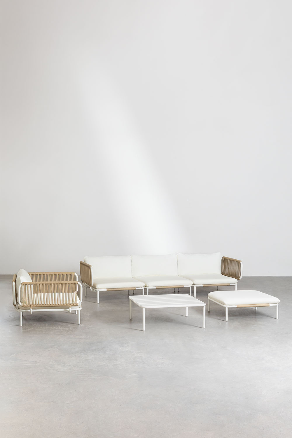 Divano da giardino componibile in 3 pezzi con 2 poltrone angolari, pouf, poltrona e tavolino Roubly