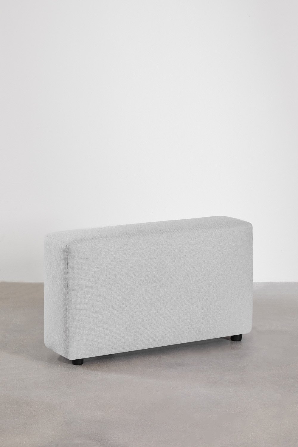 Sofà modulare a 4 pezzi con bracciolo alto e pouf (↔︎400 cm) Bruna