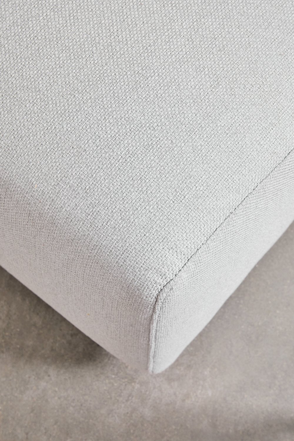 Divano modulare a 4 pezzi con bracciolo alto e pouf (â†”ï¸Ž480 cm) Bruna