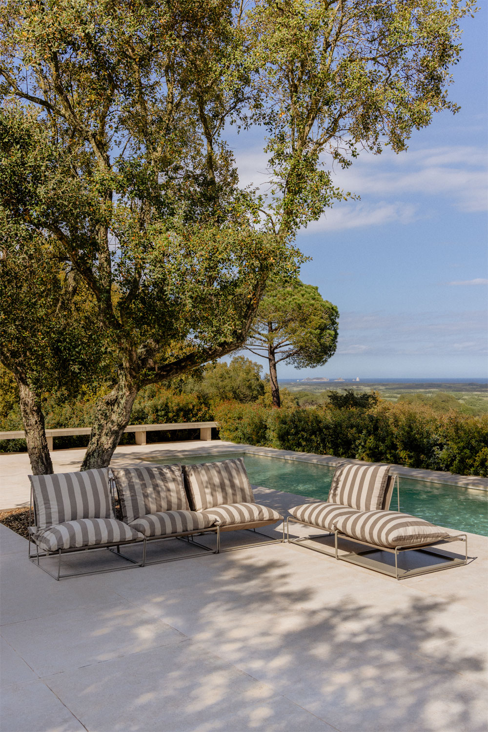 Divano modulare da giardino a 4 pezzi e pouf convertibile Amaro