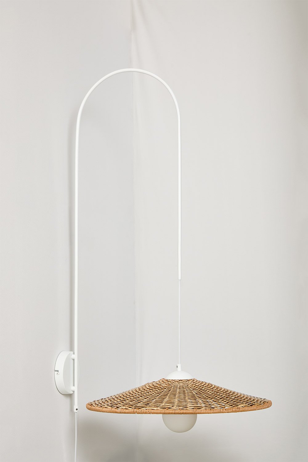 Lampada da parete per esterni Sopant in ferro e rattan sintetico