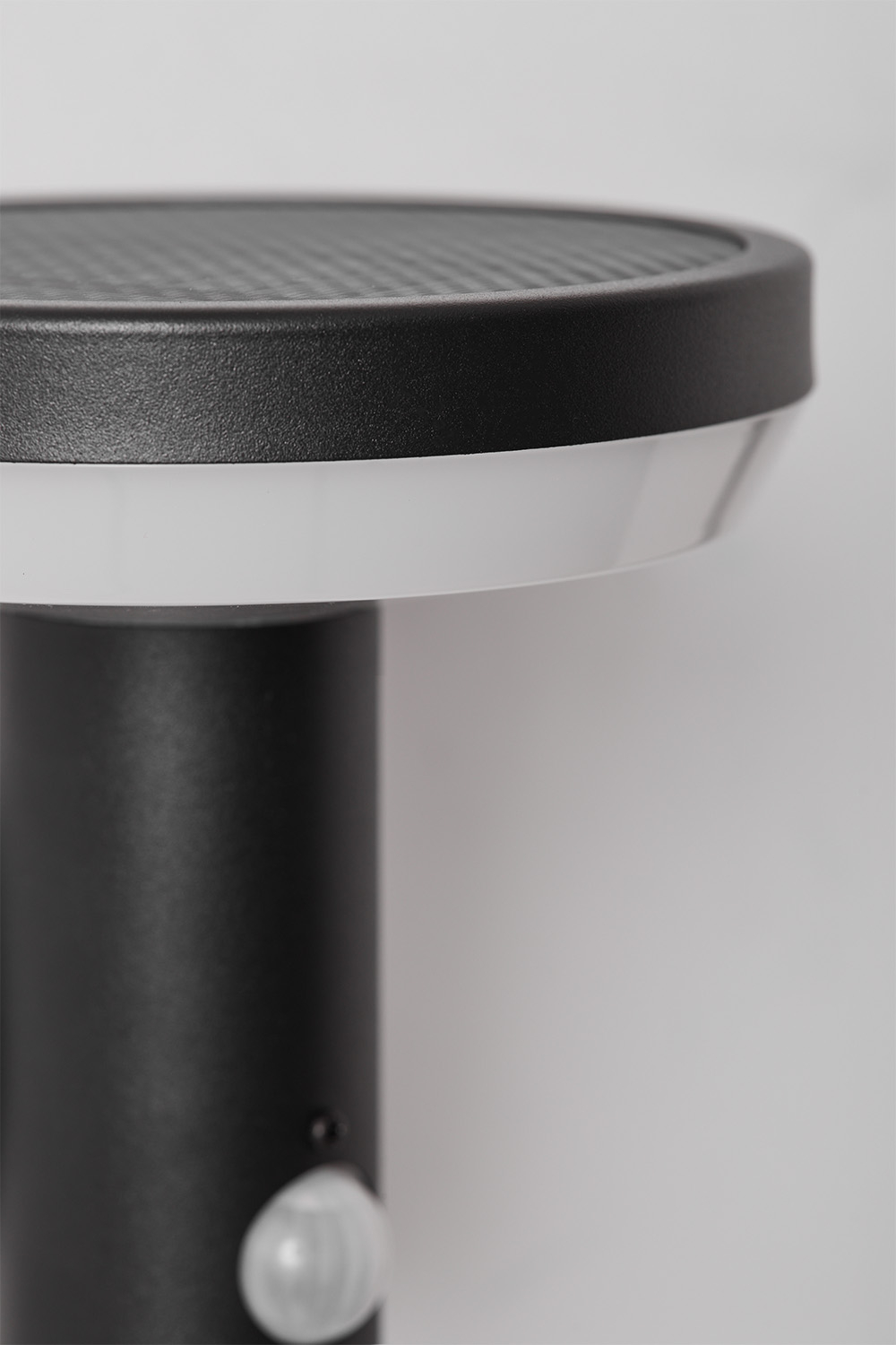 Lampada da parete solare da esterno a LED in acciaio inox Ovint