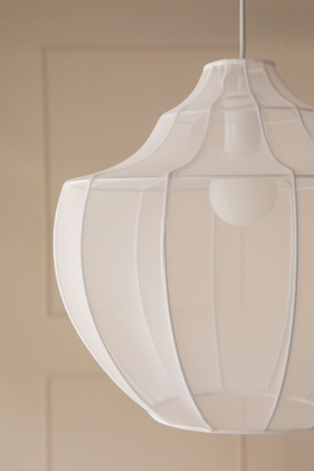 Lampada da soffitto Adaya in metallo e tessuto