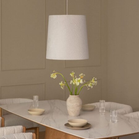 Lampada da soffitto in tessuto bouclé Delmore