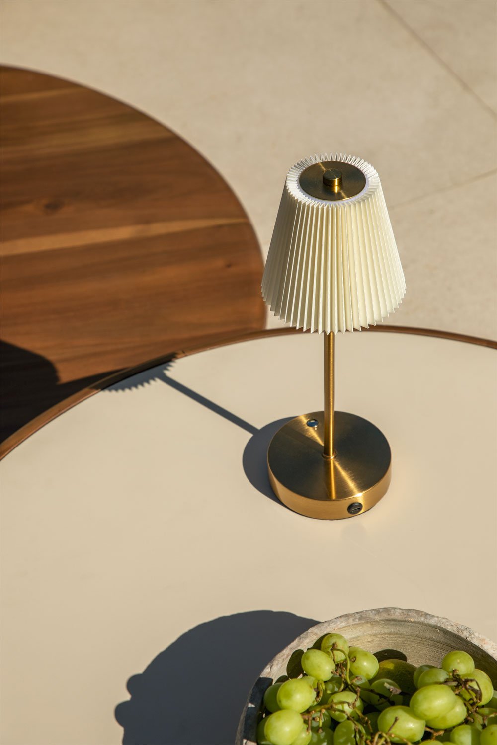 Lampada da tavolo in ferro LED per esterni wireless Myrdal