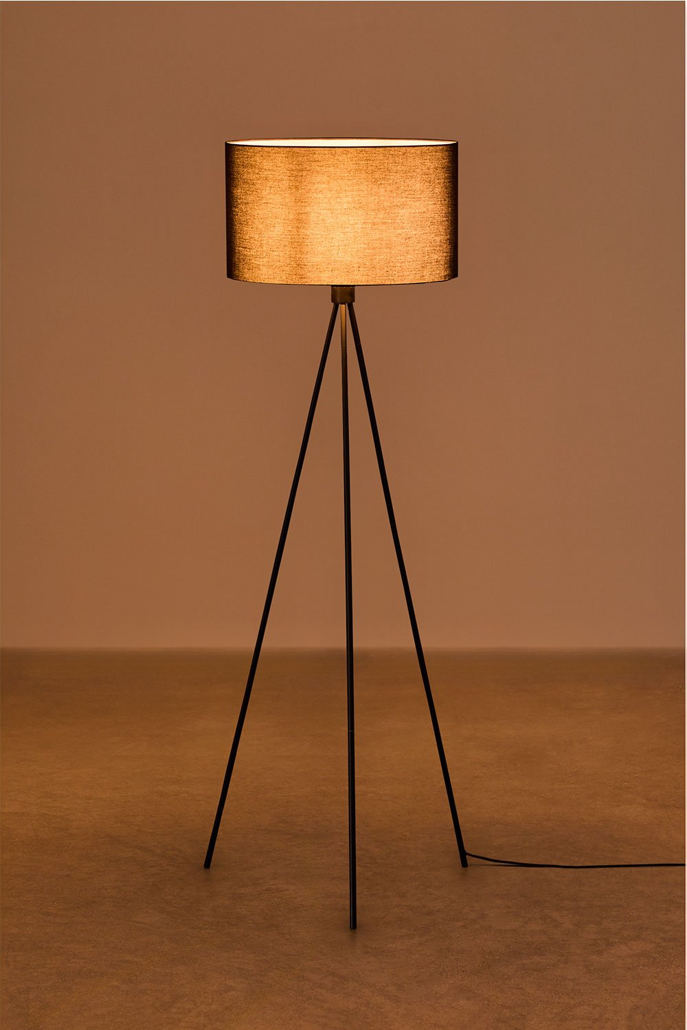 Lampada da terra in tessuto e ferro Ilena