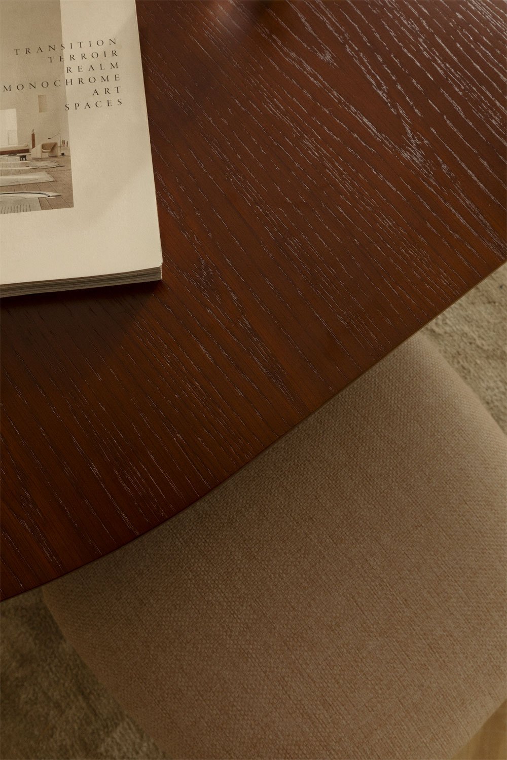 Tavolo da pranzo ovale 180-240x105 cm allungabile in MDF e impiallacciato rovere Montana