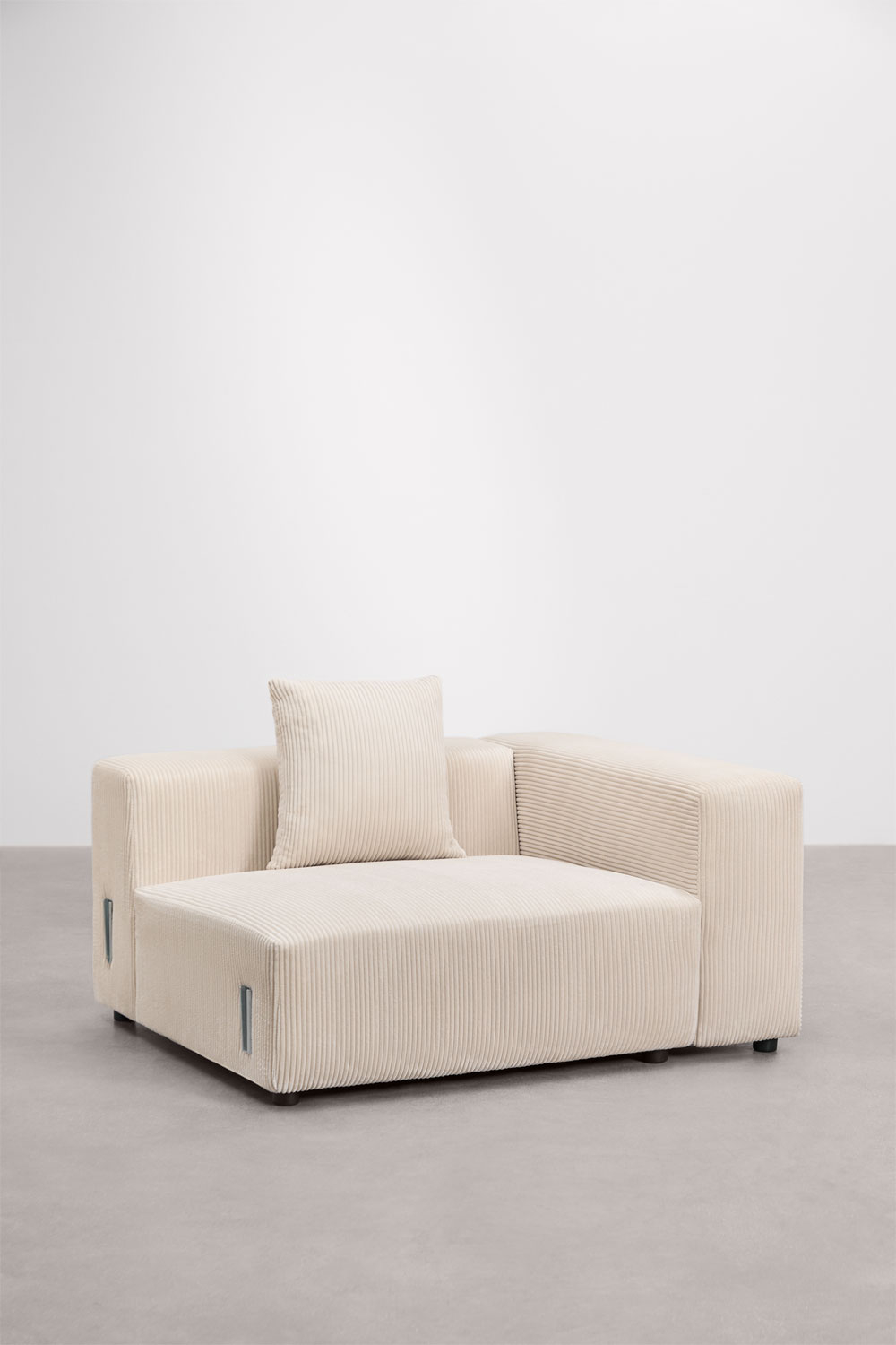 Modulo angolare destro (135x113 cm) con bracciolo alto e cuscino per divano modulare Bruna