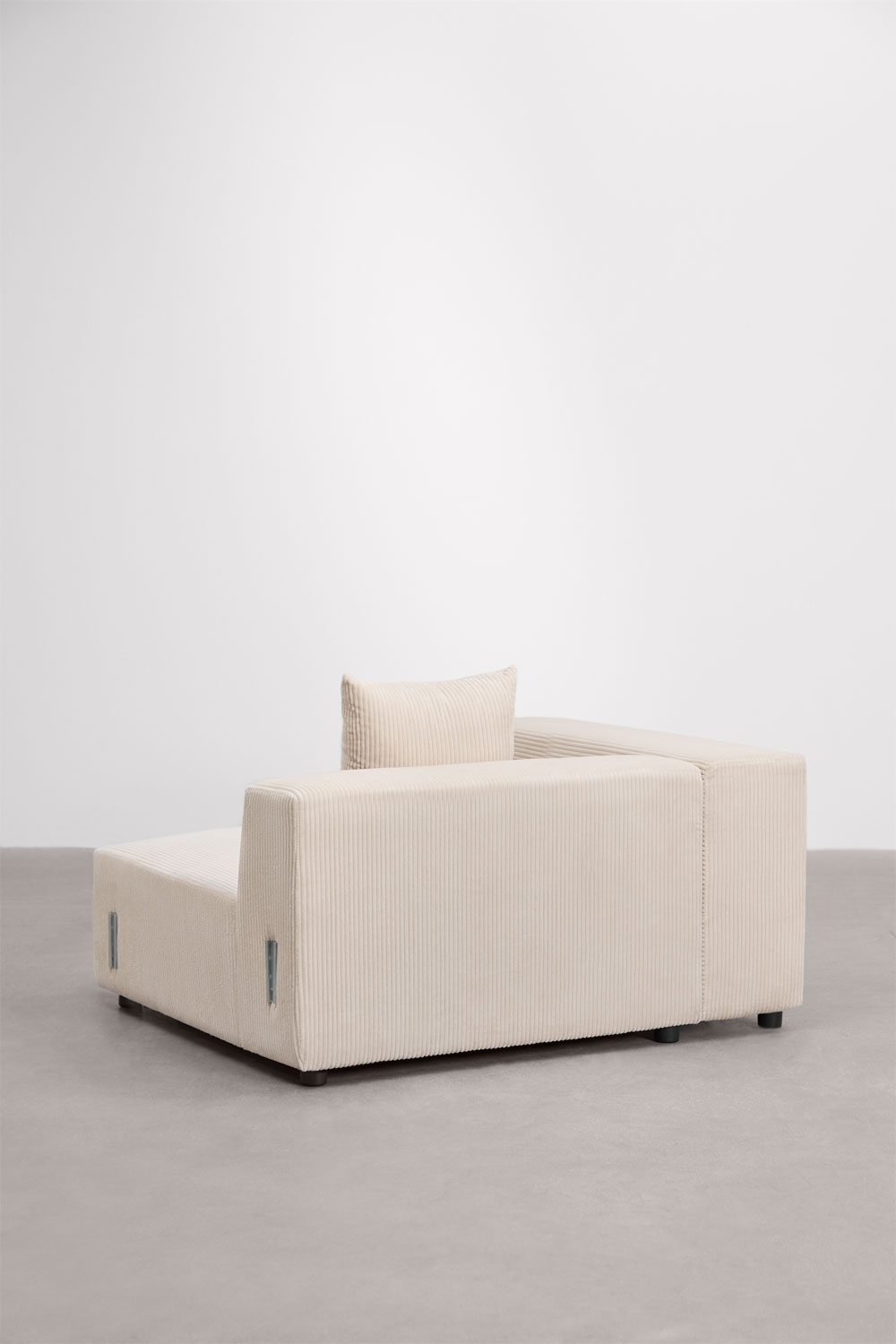 Modulo angolare sinistro (135x113 cm) con bracciolo alto e cuscino per divano modulare Bruna