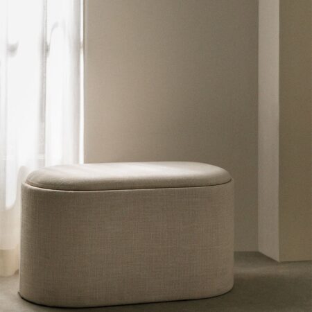 Pouf ovale imbottito Berkeleni con vassoio e contenitore