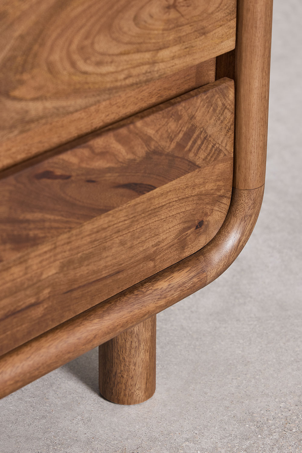 Confezione da 2 comodini 50x43 cm in legno di mango Gina