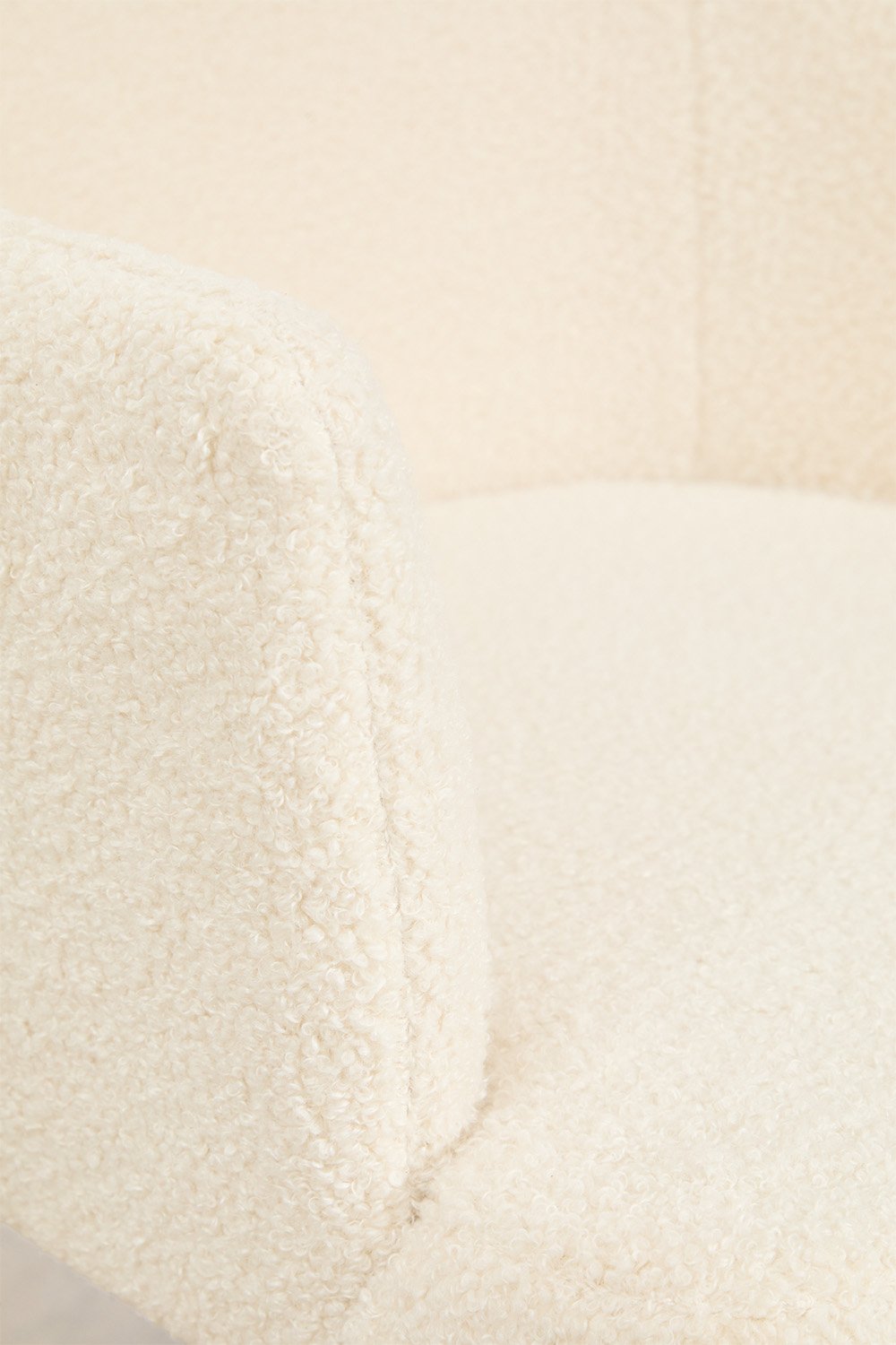 Sedia da pranzo con braccioli in shearling Banfil