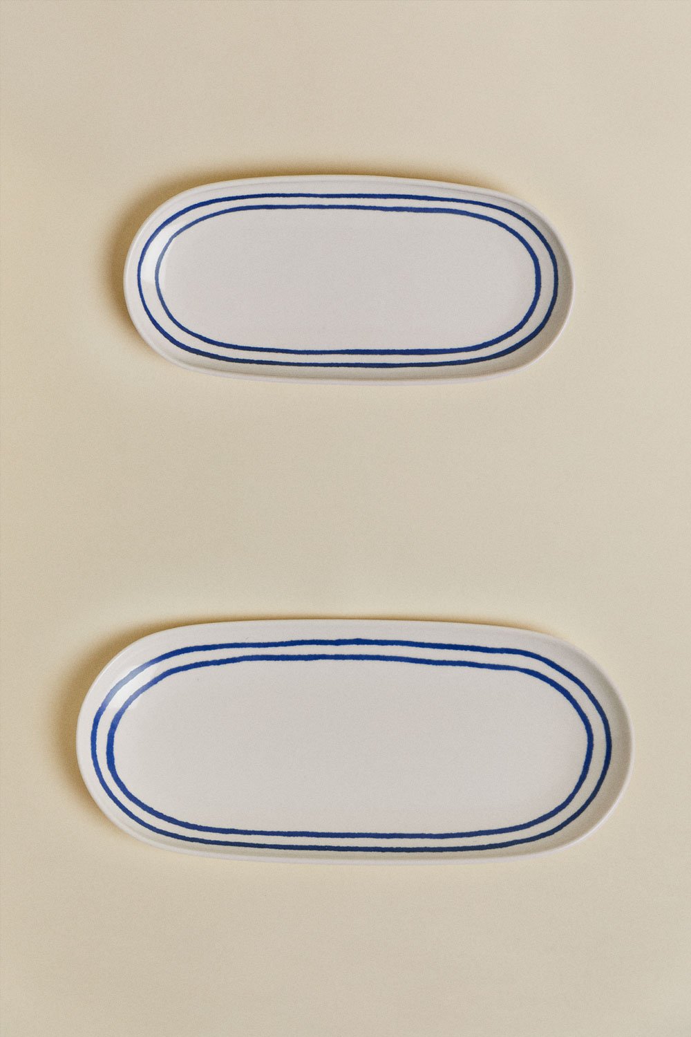 Set di 2 vassoi in new bone china Isolda