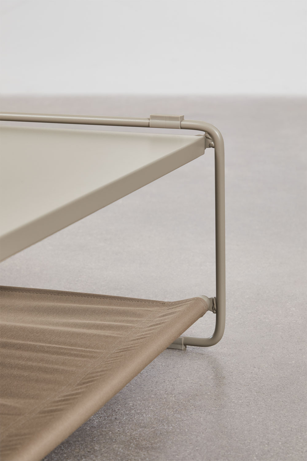 Set da giardino con 2 divani modulari a 2 pezzi e tavolino convertibile Amaro