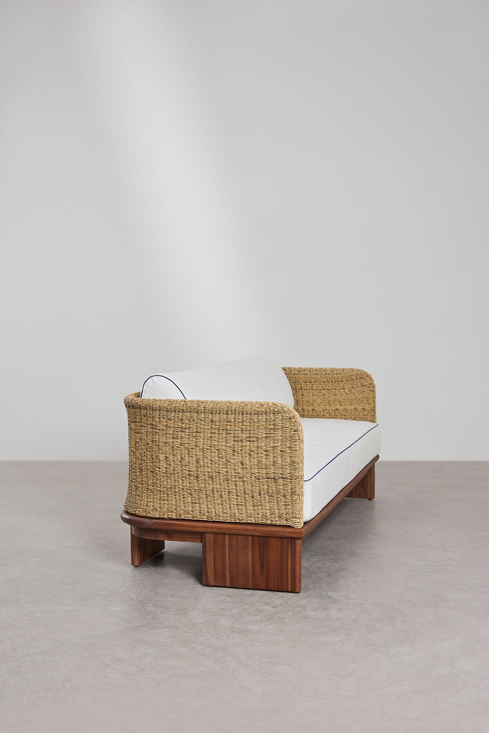 Set da giardino con divano 3 posti e 2 tavolini in rattan e legno di acacia Famara