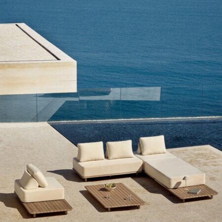 Set da giardino con divano chaise longue modulare 3 pezzi, tavolino, poltrona e tavolino 160x95 cm in acacia Portet