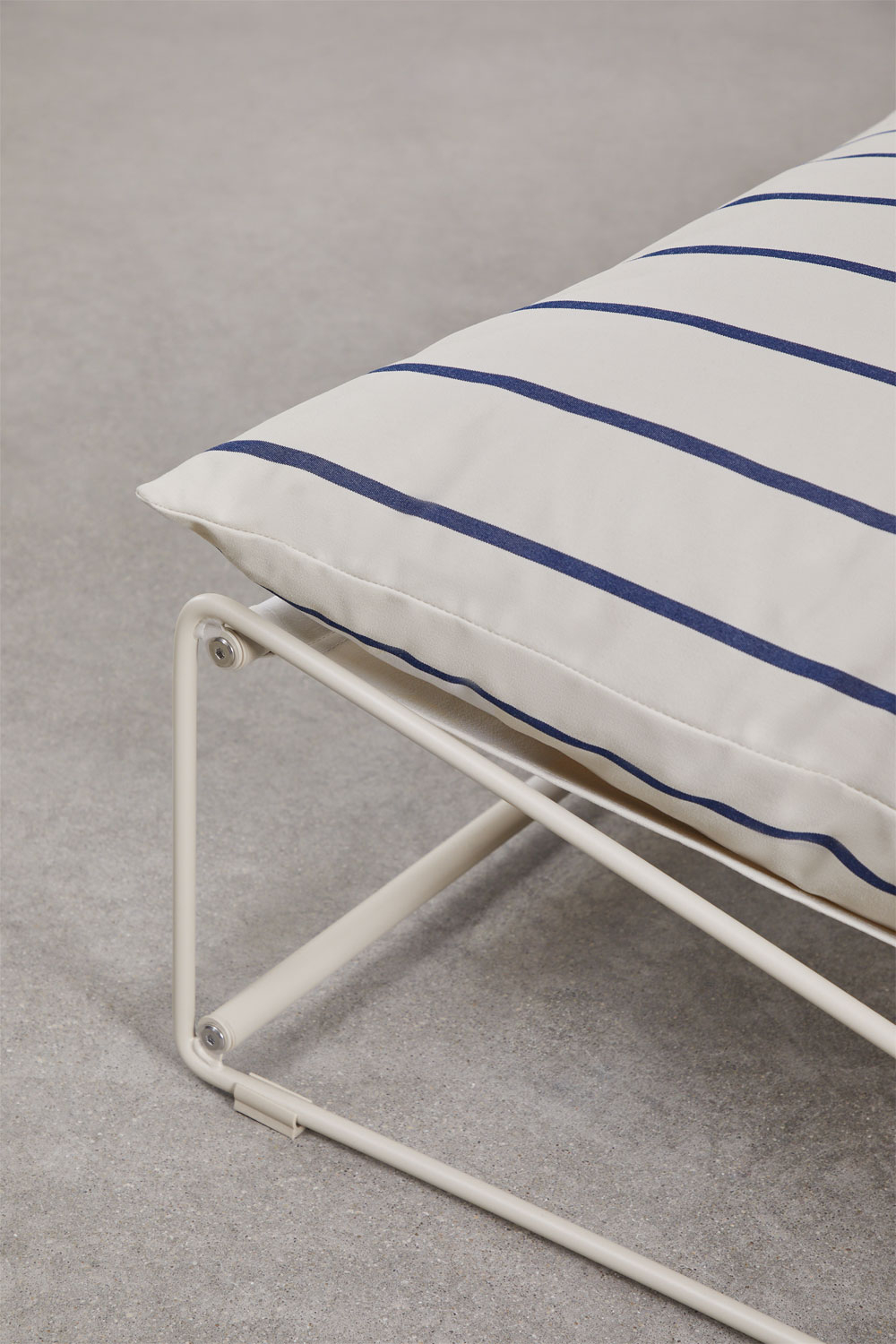 Set da giardino con divano modulare a 5 pezzi, tavolino e pouf convertibile Amaro