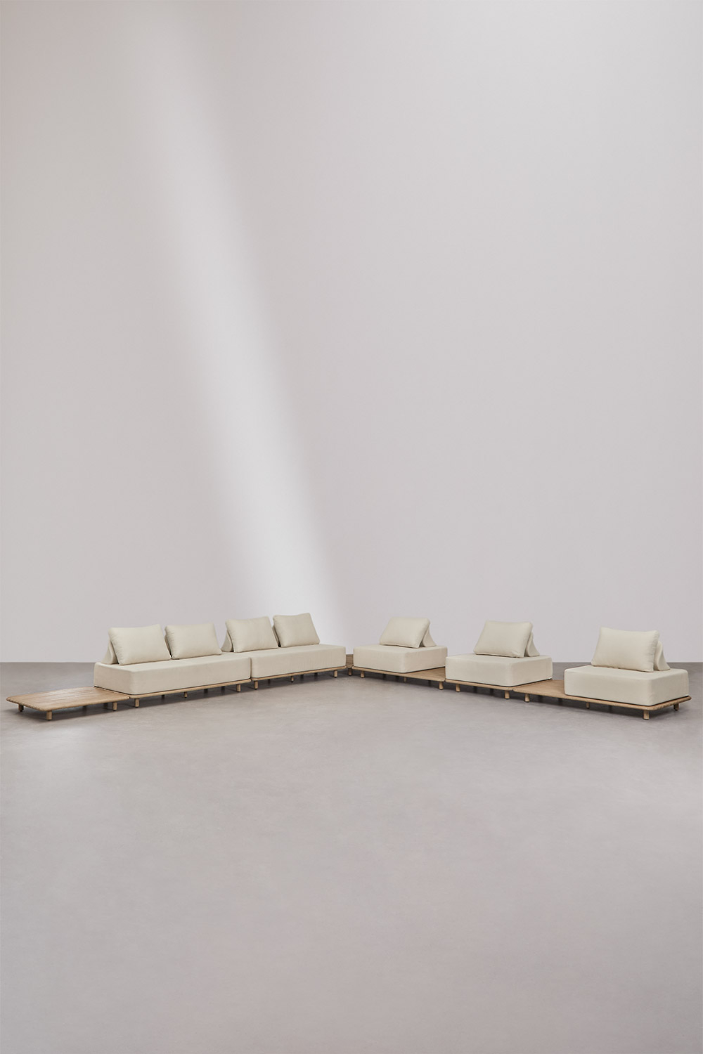 Set da salotto con divano modulare angolare a 5 pezzi con tavolini in acacia Portet