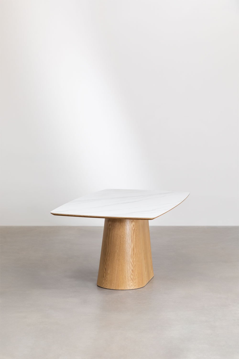 Set tavolo rettangolare impiallacciato in ceramica (200x100 cm) Aura e 8 sedie da pranzo in legno di frassino e tessuto Leo bouc