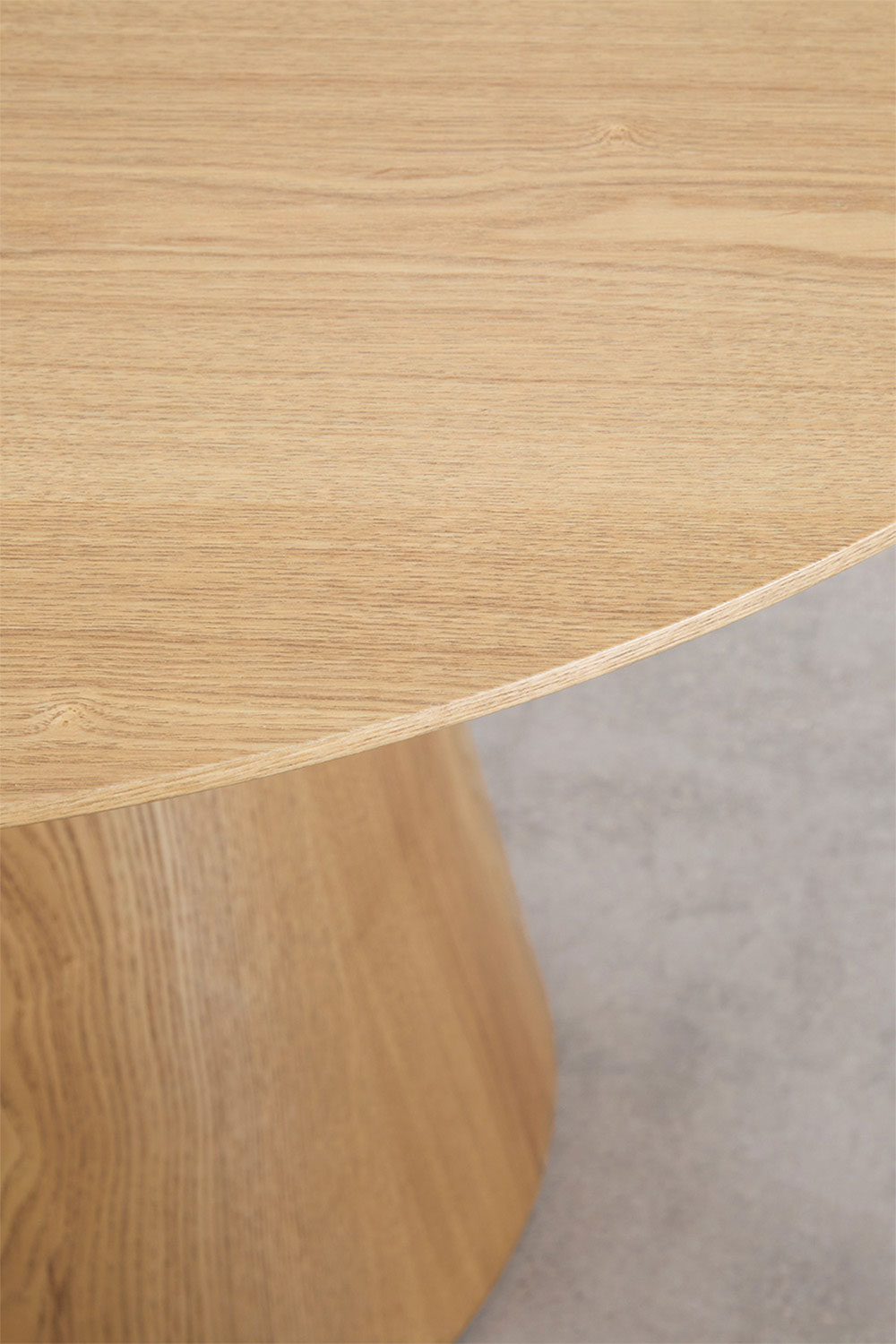Set da tavola rotonda Ø120 cm in impiallacciatura di frassino Aura e 4 sedie da pranzo in legno e tessuto bouclé Lucca