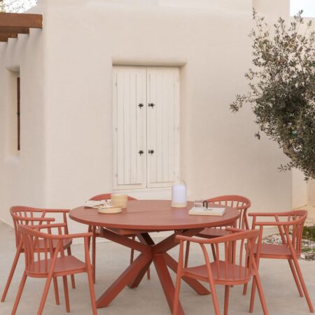 Set tavolo rotondo allungabile 145-200x145 cm in alluminio Barces e 6 sedie da giardino impilabili con braccioli Ivor