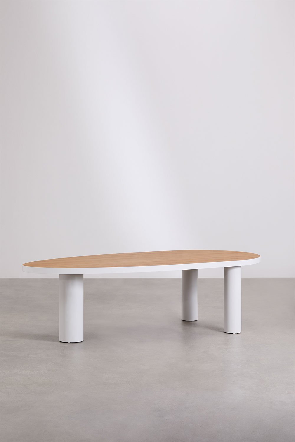 Set da tavolo ovale Taneli, 260x110 cm, in alluminio e legno di teak, e 10 sedie da giardino Sophie, in alluminio e corda intrec