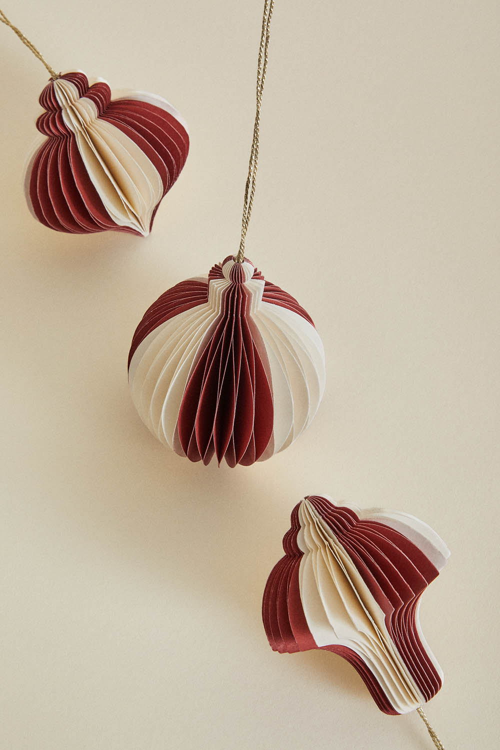 Set di 3 decorazioni natalizie in carta Luriane