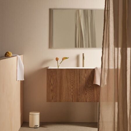 Set di mobili da bagno in legno con lavabo integrato Fiore