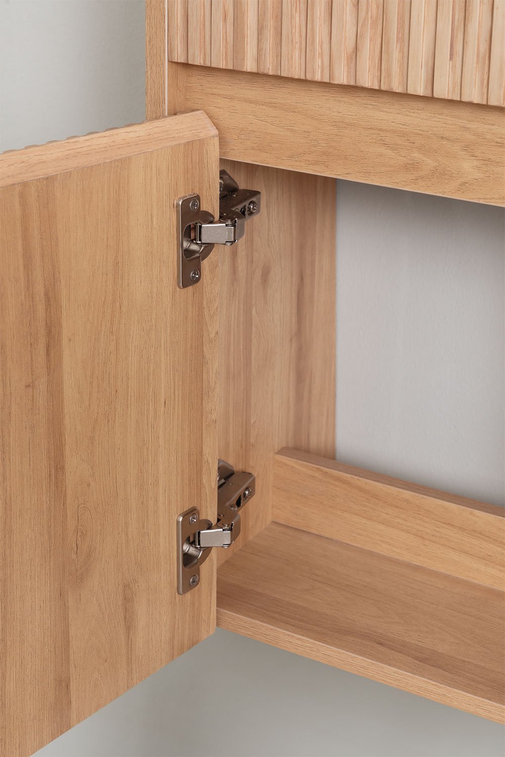 Set di mobili da bagno in legno con lavabo integrato Narek