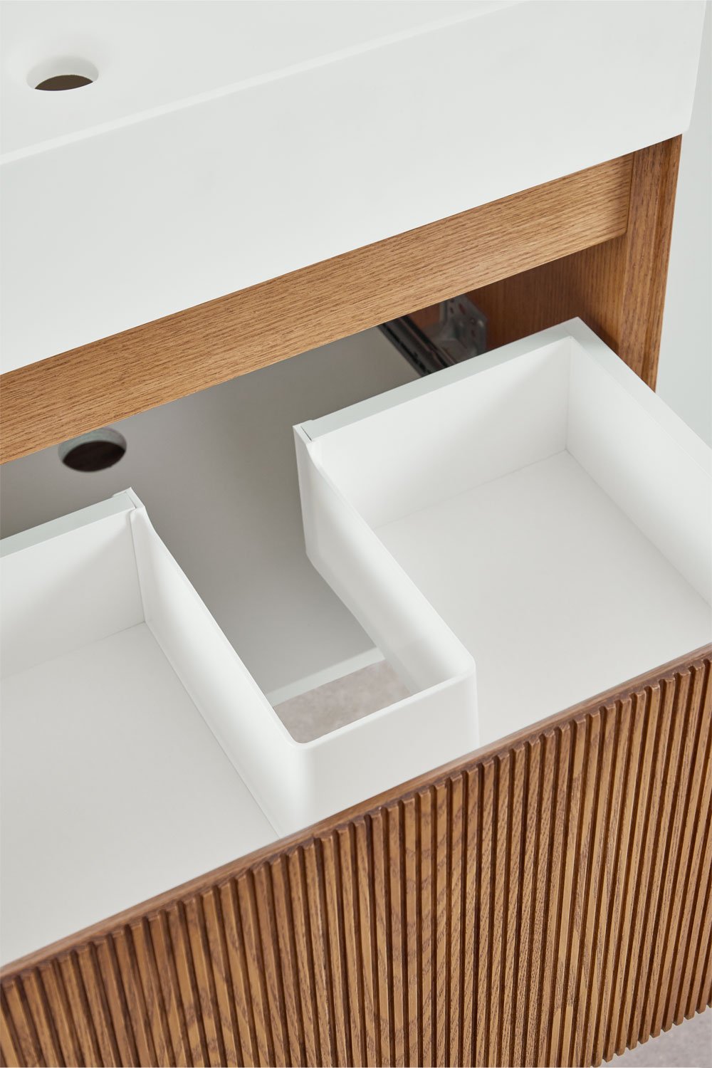 Set mobili da bagno in legno Aldeia con lavabo integrato