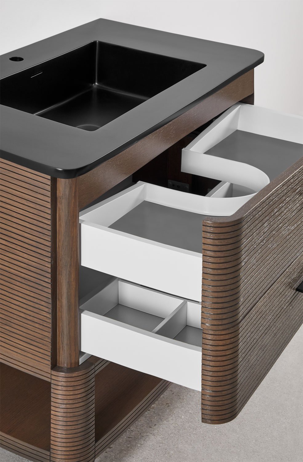 Set di mobili da bagno in legno con lavabo integrato Misene
